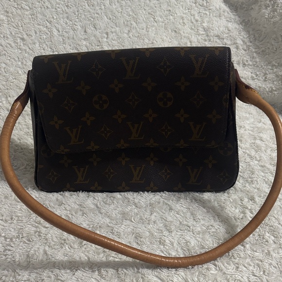Louis Vuitton Dark Brown Monogram Shoulder Bag - Picture 1 of 3